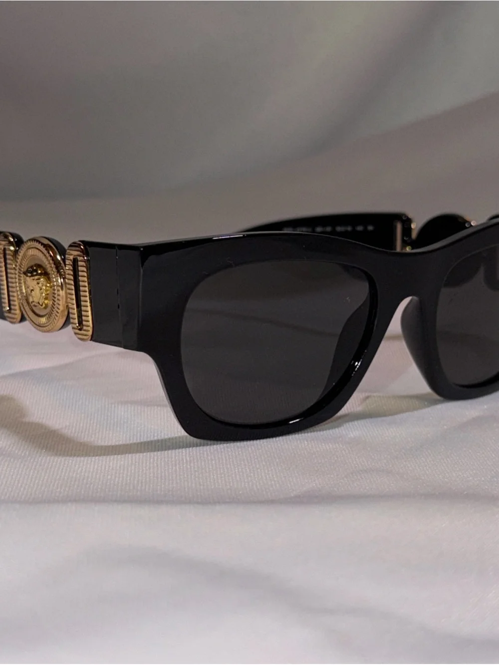 Versace VE4479U GB1/87 Black Medusa Square Sunglasses Made In Italy 52